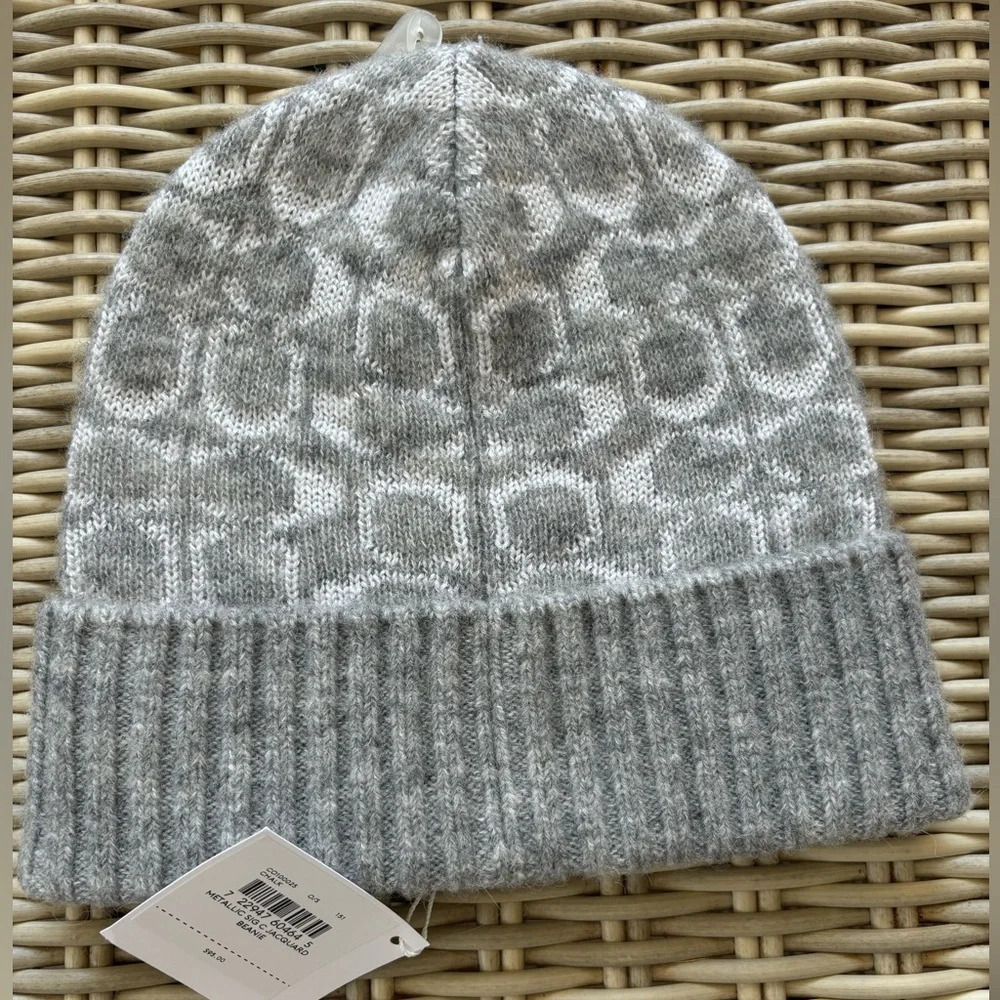 Coach Metallic NEW WITH‎ TAGS Signature C Jacquard Beanie winter snow skiing